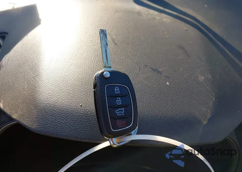 2020 Hyundai Tucson Se z USA, uszkodzony, nr VIN KM8J2CA46LU207566